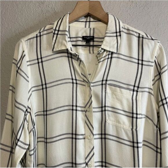 Talbots Womens XL Black Cream Plaid Button Up Long Sleeve Shirt 100% Rayon NWOT - Picture 3 of 5